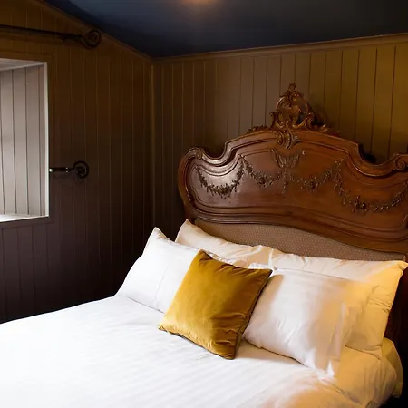 בית נופש Storytellers *