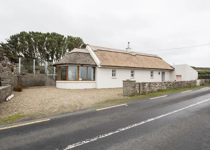 Storytellers Casa de Férias Doolin